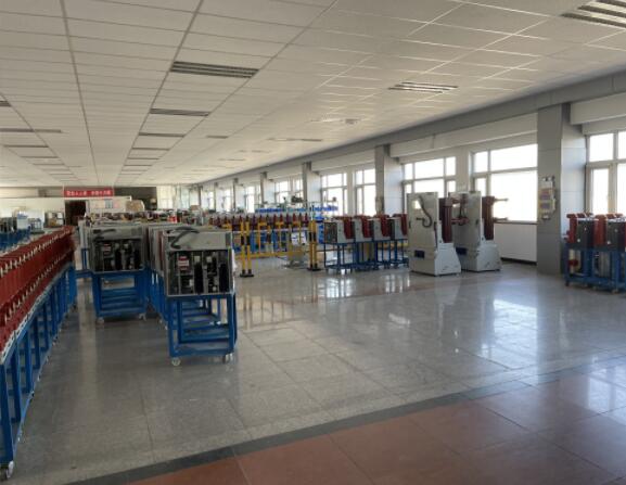 永磁固封斷路器 (C型)產品特點